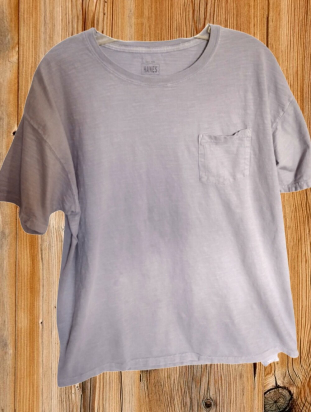⭐D1) Hanes silver/Gray extra large short sleeve tee.mens